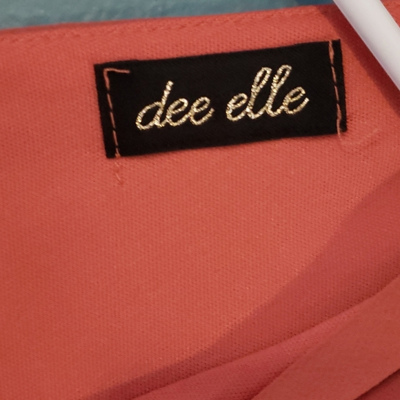 Beautiful and flowy romper - Picture 5 of 7